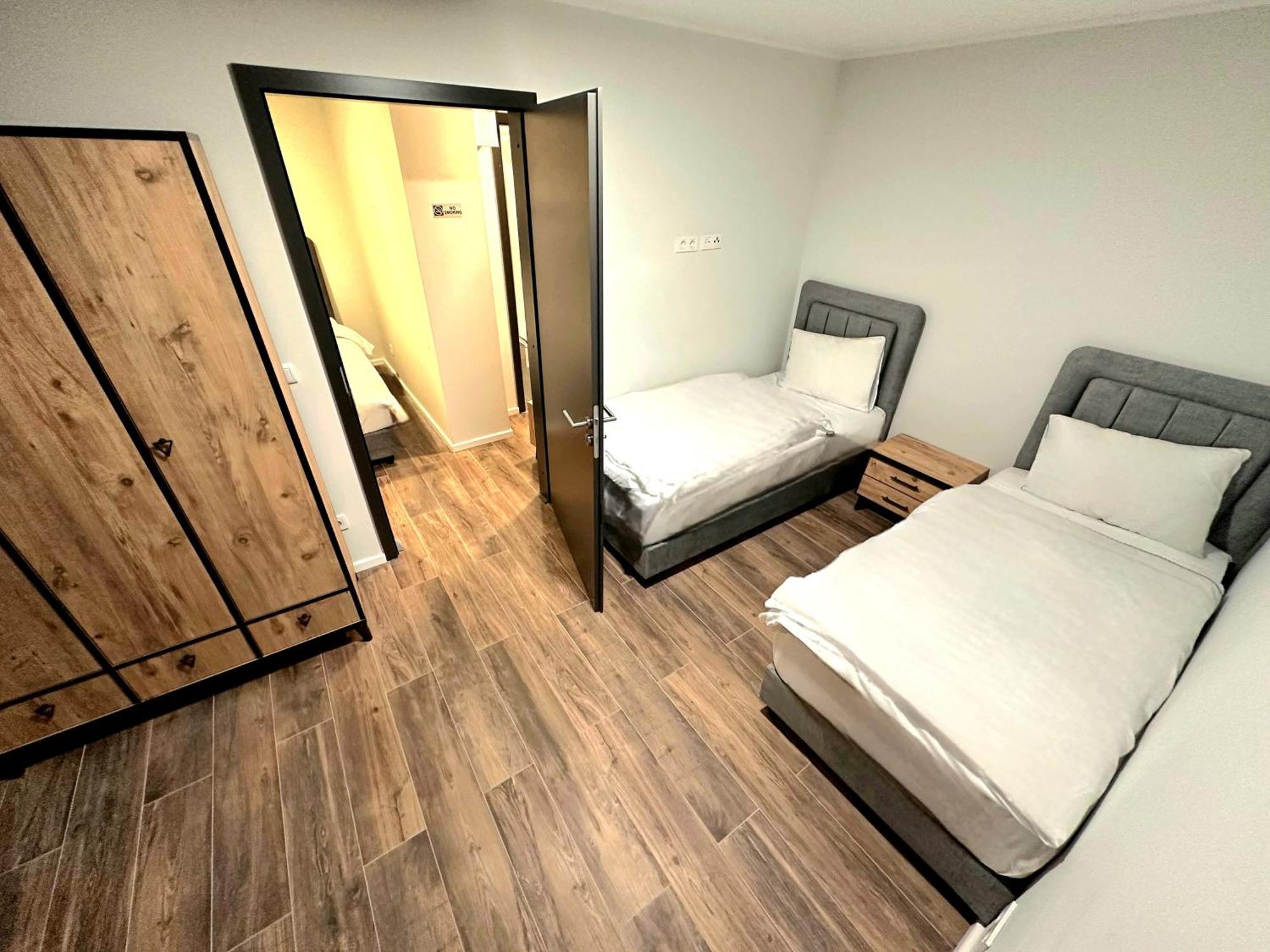 Hotel Ffa 62, Berlin